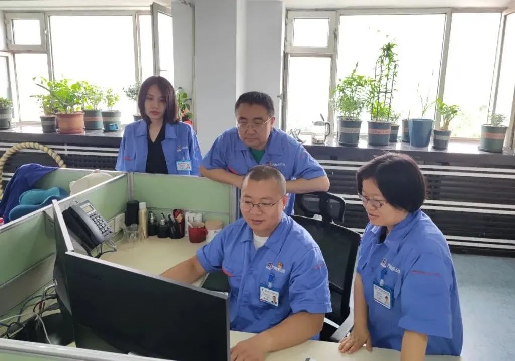 ƽ����(pinnacle)�ٷ���վ